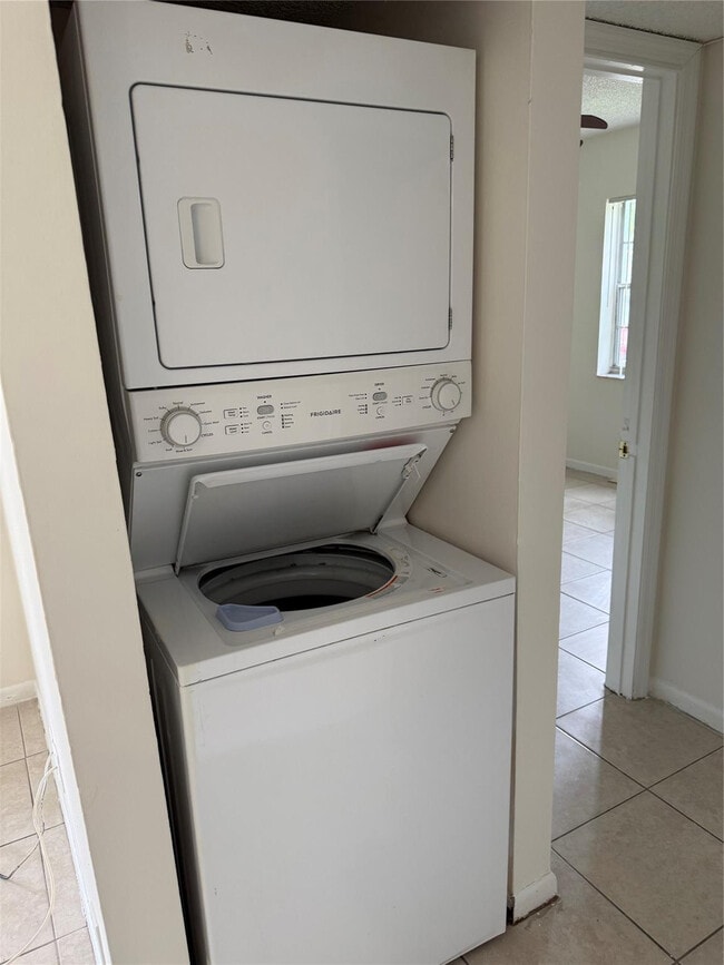 Photo - 2730 Forest Hills Blvd Unit 104