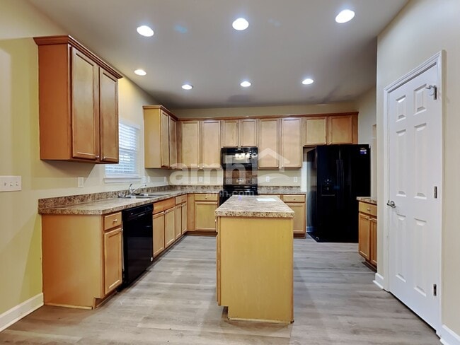 3014 Argyll Dr