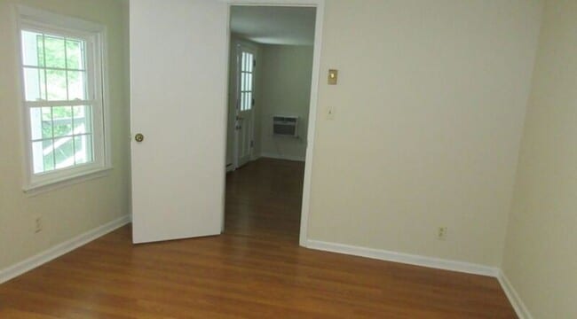 Photo - 254 Stribling Ave