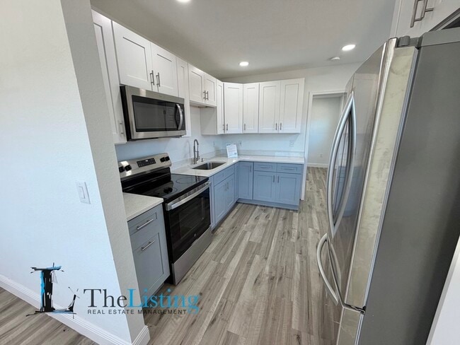 Photo - 804 SE 5th St