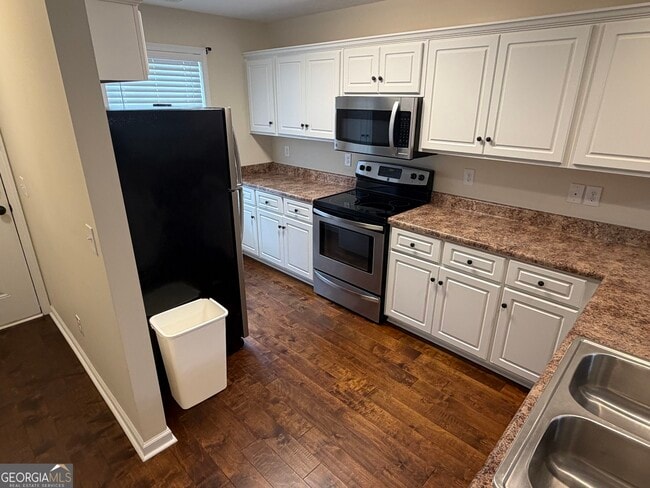 Photo - 185 Buckhaven Way