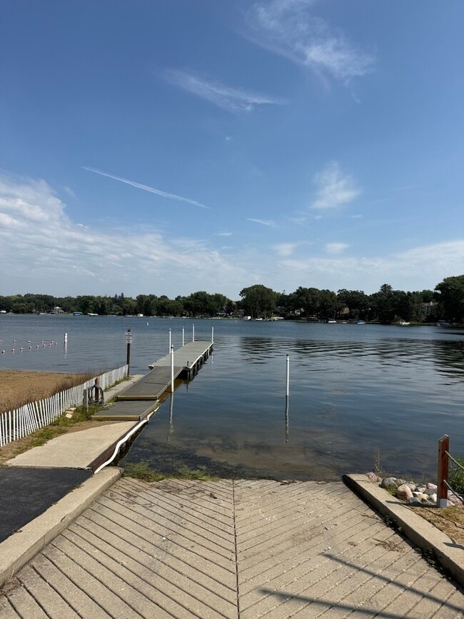 561 Marina St