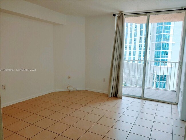 Photo - 102 SW 6th Ave Unit 610