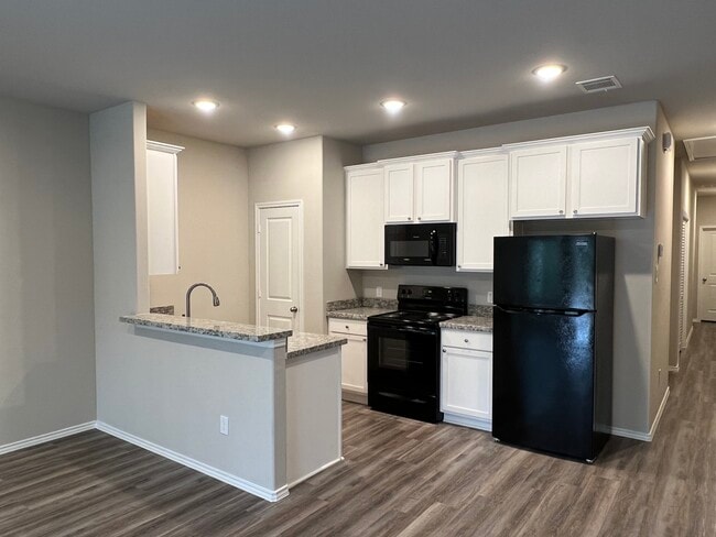 Photo - 1149 Southwood Dr Unit F