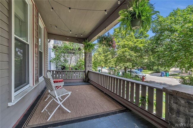 Photo - 370 Bryant St