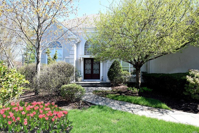Photo - 29 Woodcliff Ct