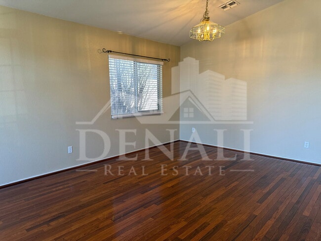 Photo - 923 E Monterey St