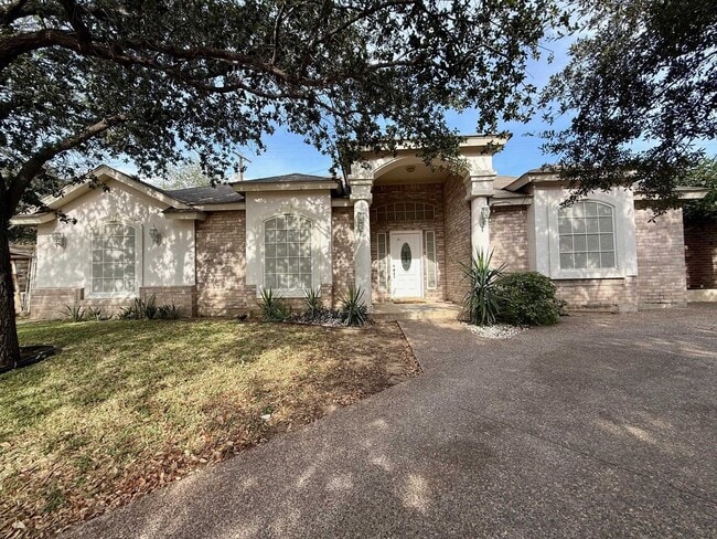 Building Photo - 12613 River Bend Cir