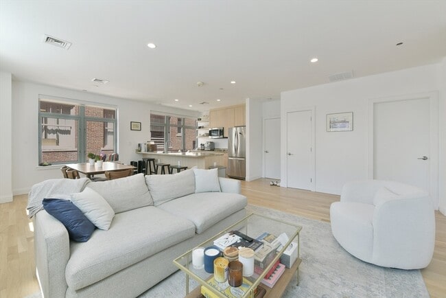 Photo - 425 Boylston St Unidad 602