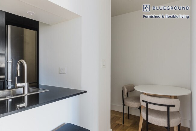 Photo - 67 Wall St Unit FL17-ID1621