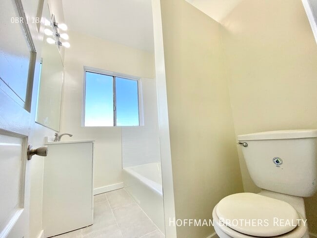 Photo - 1327 Magnolia Ave Unidad 207