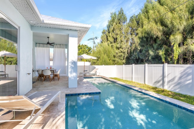 Photo - 767 110th Ave N