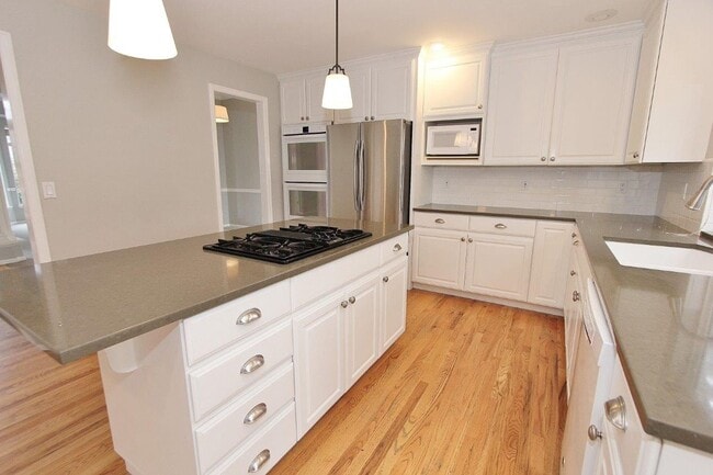 Photo - Elegant Home in Hobble Creek!