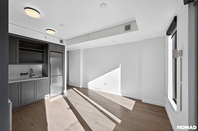 Photo - 1750 Wewatta St