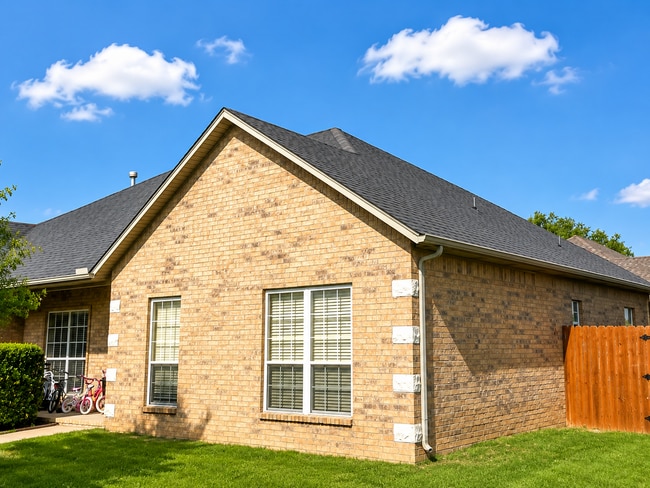 Photo - 3803 SW Huckleberry St