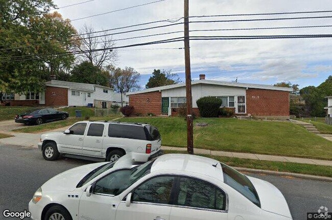 Building Photo - 4606 Old Court Rd Rental