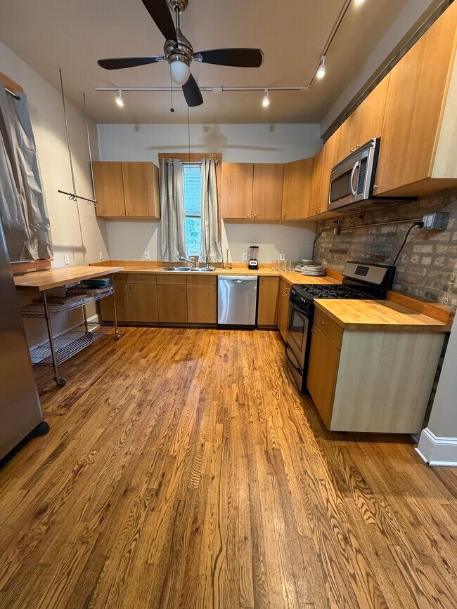 Photo - 1102 N California Ave Unit 2F