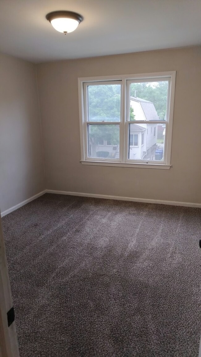Photo - 192 Richter St