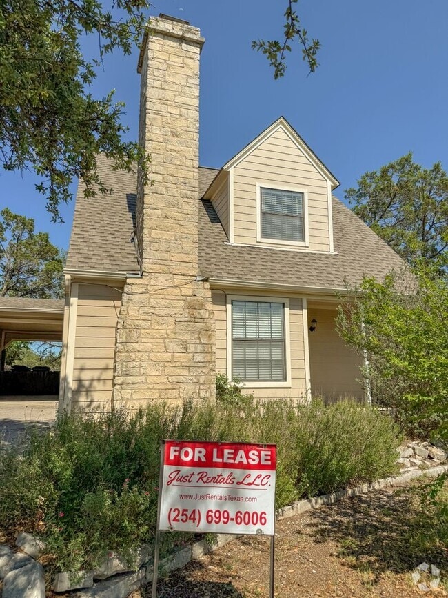 Building Photo - 6403 Lohman Ford Rd Unit B Rental