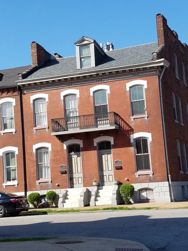 Photo - 2831 N 14th St (Saint Louis, MO)