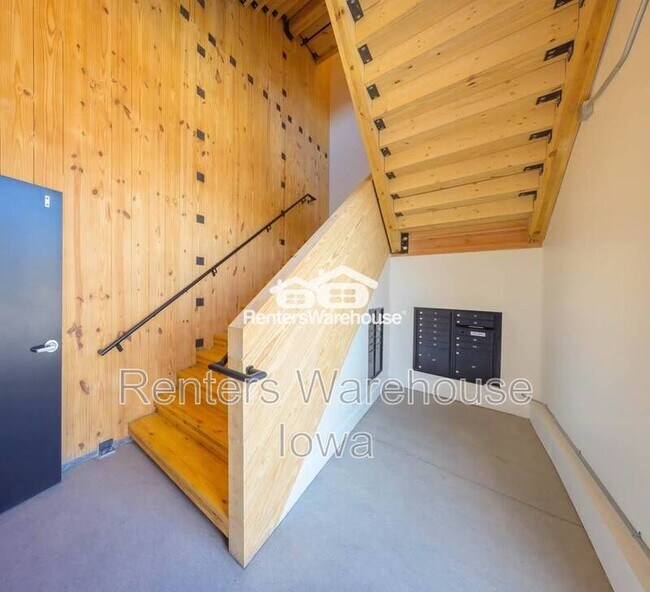 Photo - 2701 Ingersoll Ave Unit 311