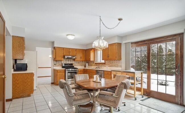Photo - 1841 President St