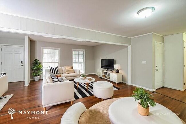 Photo - 4220 Hillswood Ln