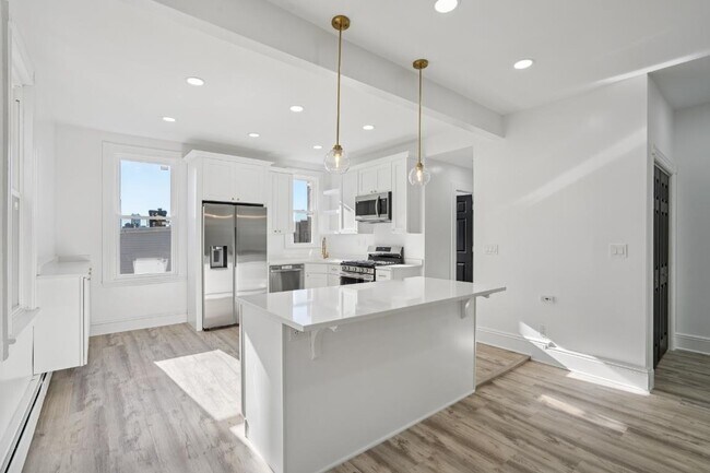 502 Gregory Ave Unit 2