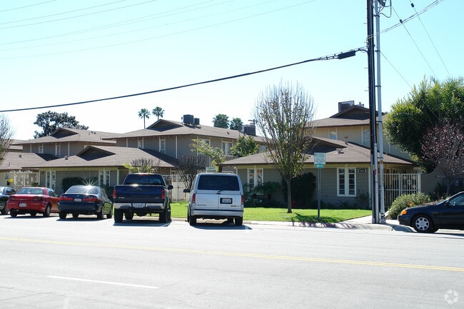 Photo - 1601-1801 E 15th Street