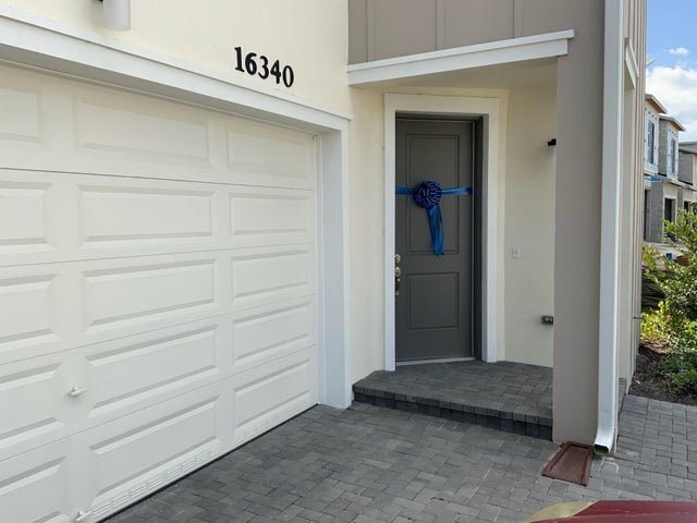 Photo - 16340 Oakview Dr