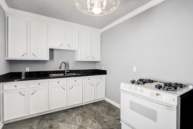 Photo - 731 Columbia St Unit 3