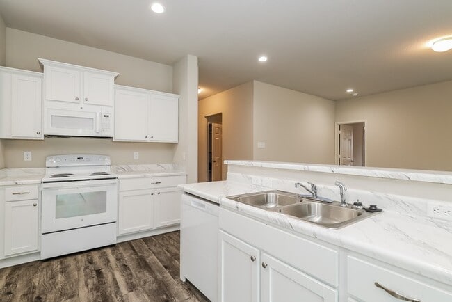 Photo - 11200 Tipton Rd