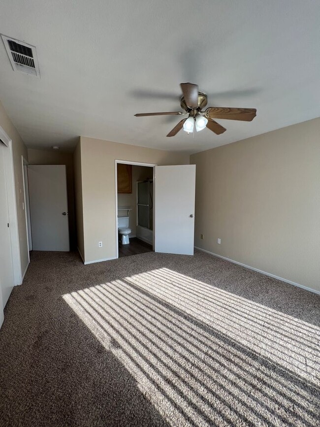 Photo - 8609 Lyn River Ct Unidad B