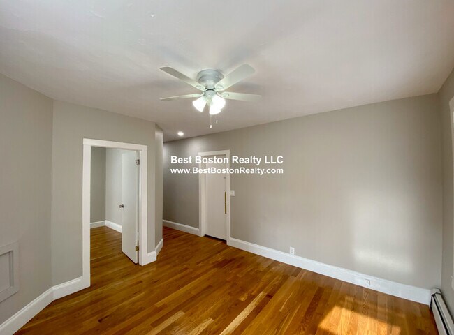 Photo - 23 Elmer St Unit 1