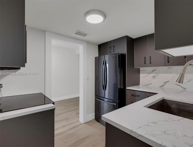 345 NW 44th St