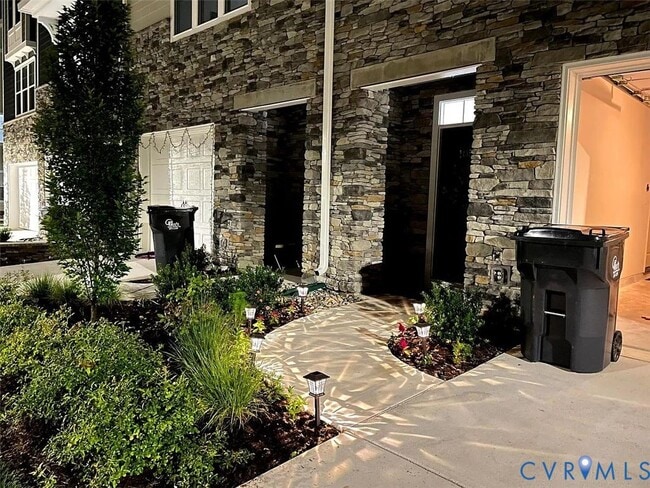 Photo - 10518 Seneca Falls Pl