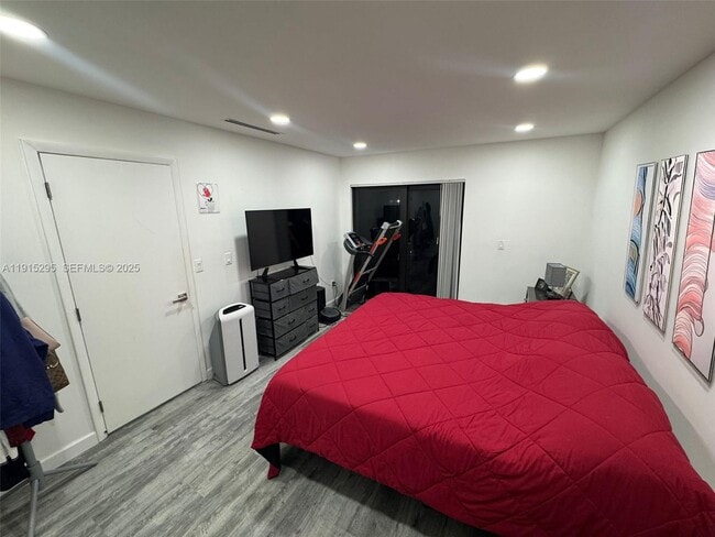 Photo - 9712 Hammocks Blvd Unidad 201-30