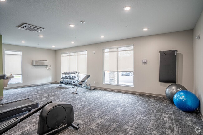 Fitness Center - Riverchase Apartments
