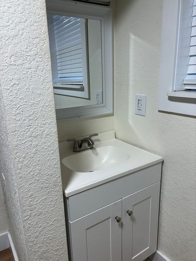 Photo - 4 Bedroom 3 Bath Home in Kill Devil Hills Available for Yearly Lease