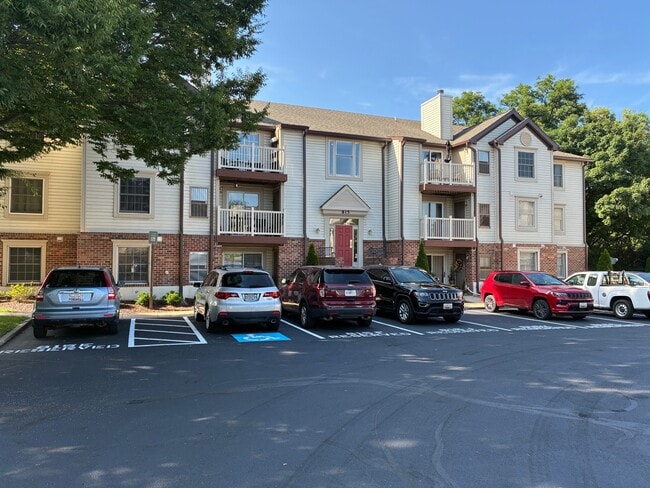 Photo - 815 Stratford Way Unit M