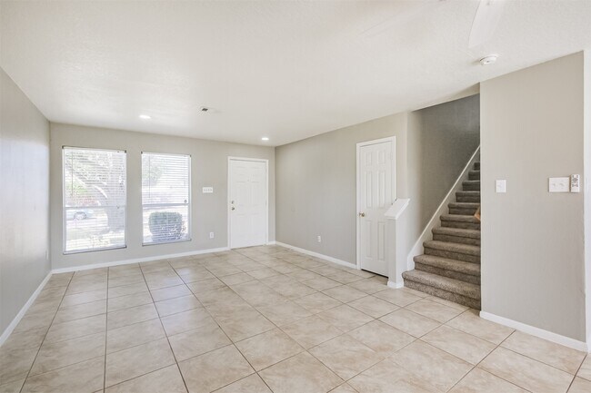 5626 Calm Ct