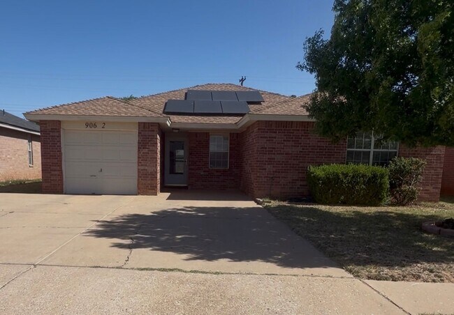 Photo - 3BED/2BATH/1 CAR GARAGE: AVAILABLE JUNE 15TH IN LISD!!