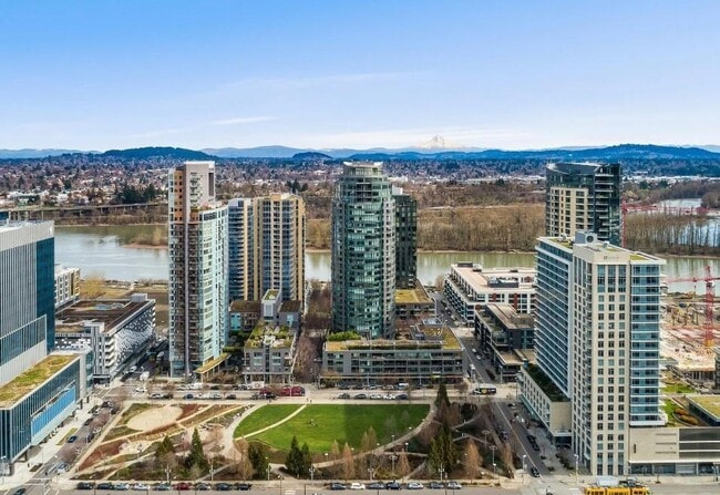 Building Photo - 3601 S River Pkwy Rental
