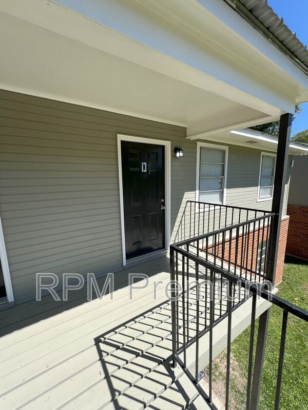 Photo - 5149 Baker Blvd Unit D