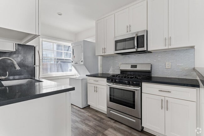 Building Photo - 241 Bonito Ave Unit 04 Rental
