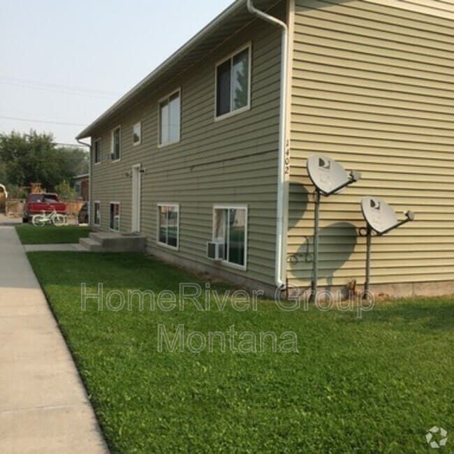 Building Photo - 1402 S 2nd St W Rental