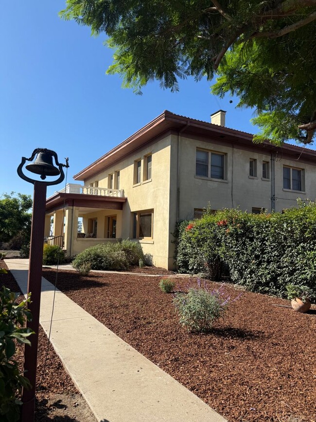 Photo - Spacious Somis Country Estate – 4+3 4,000 ...