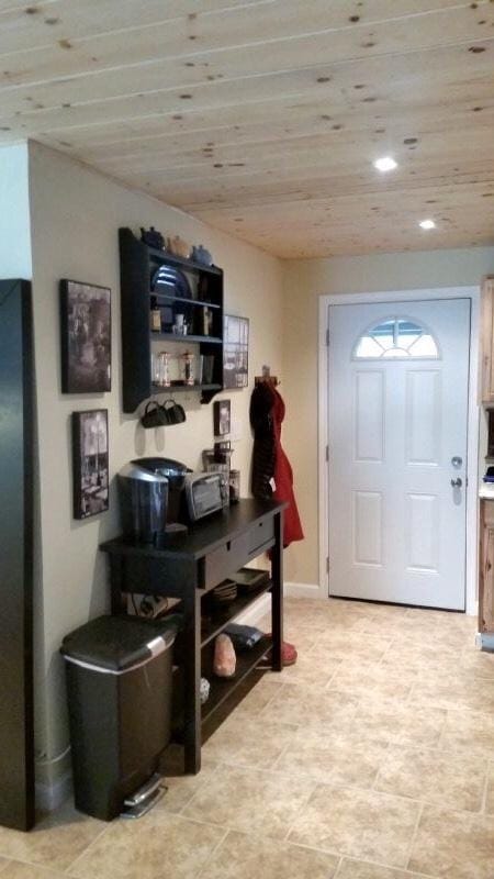 Photo - 54055 Pine Crest Ave