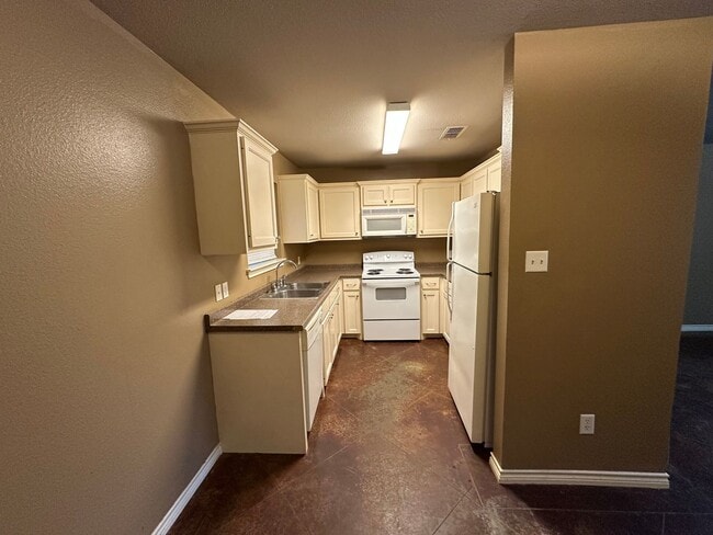 Photo - 206 Memory Ln