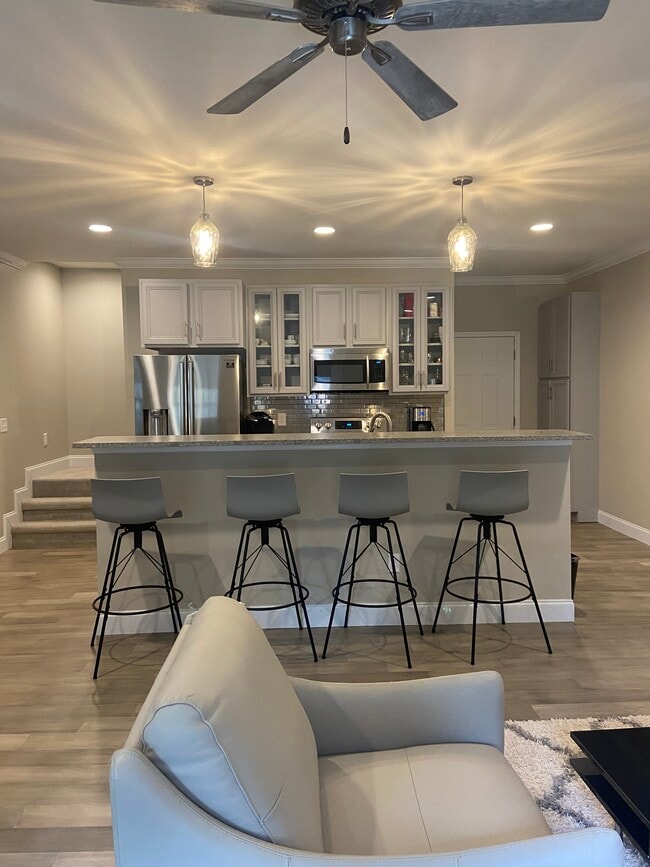 Photo - 1916 Young Rd SE